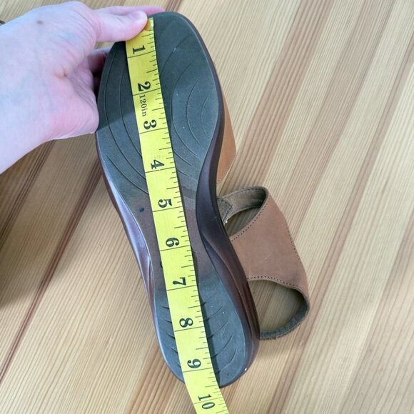 S.A.S. Sandals Tabby Slingback Comfort Sandal, Caramel Light Brown Color 7.5 - Picture 9 of 10